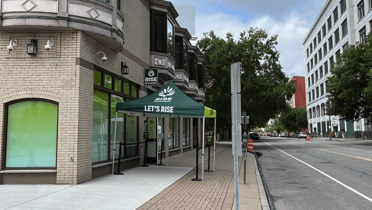 The Best Dispensaries Offering Online Pickup Ordering